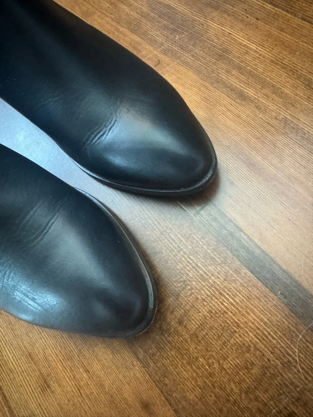 Thursday Downtown Black Leather Ankle Boots size 9 - Picture 9 of 10